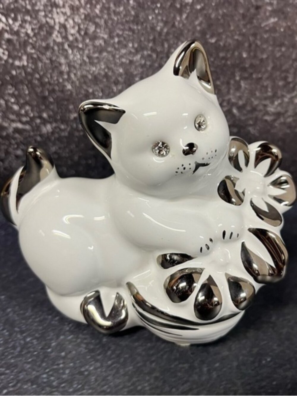 Ahura Ceramic Cat Figurine Swarovski Crystal Eyes, Silver Painting Details